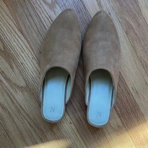 Nisolo Mariella Mule in Sand